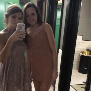 Meet your Posher, Elaina